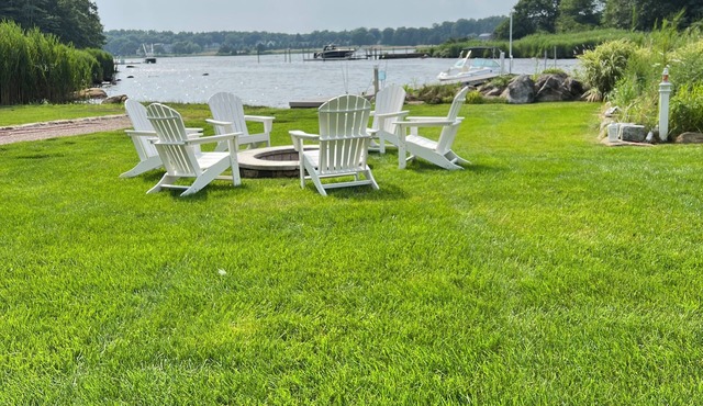 Waterfront Pool Cottage Watch Hill Misquamicut Westerly Beaches in Westerly