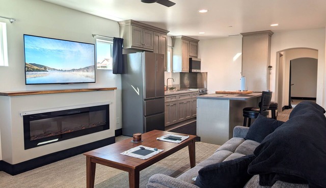 Waterfront private 1 bedroom, 1 bath, laundry, in gated community