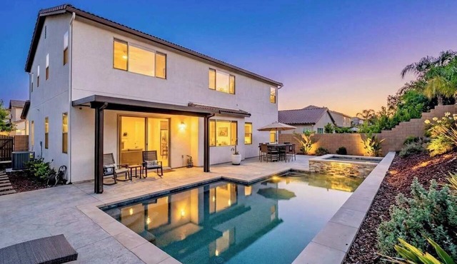 Wine Country | Pool. Spa. Game Room. Fire Pit. BBQ