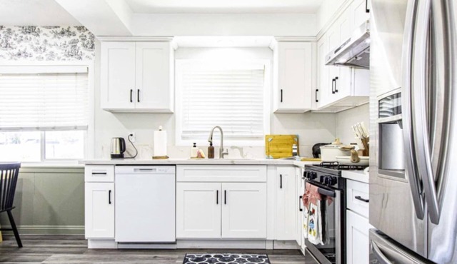 Wonderful 4bed/2bath total renovated Anaheim Homenn in Anaheim