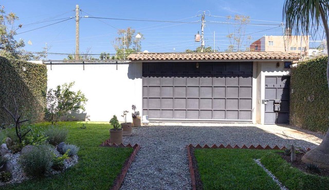 YOO BISIT2 HOUSE