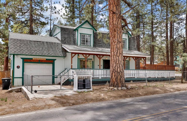 Whiskey Mountain Lodge 