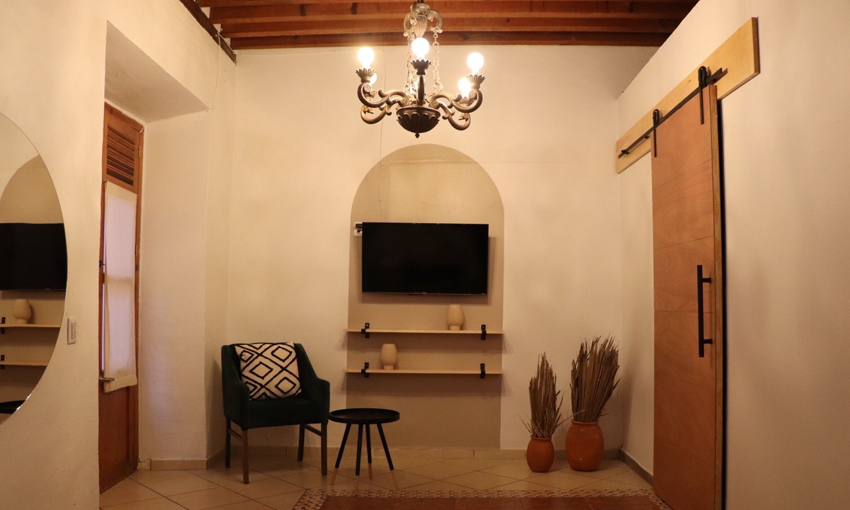 Lagos de Moreno Hotel | Hotel Boutique Casa Damiana