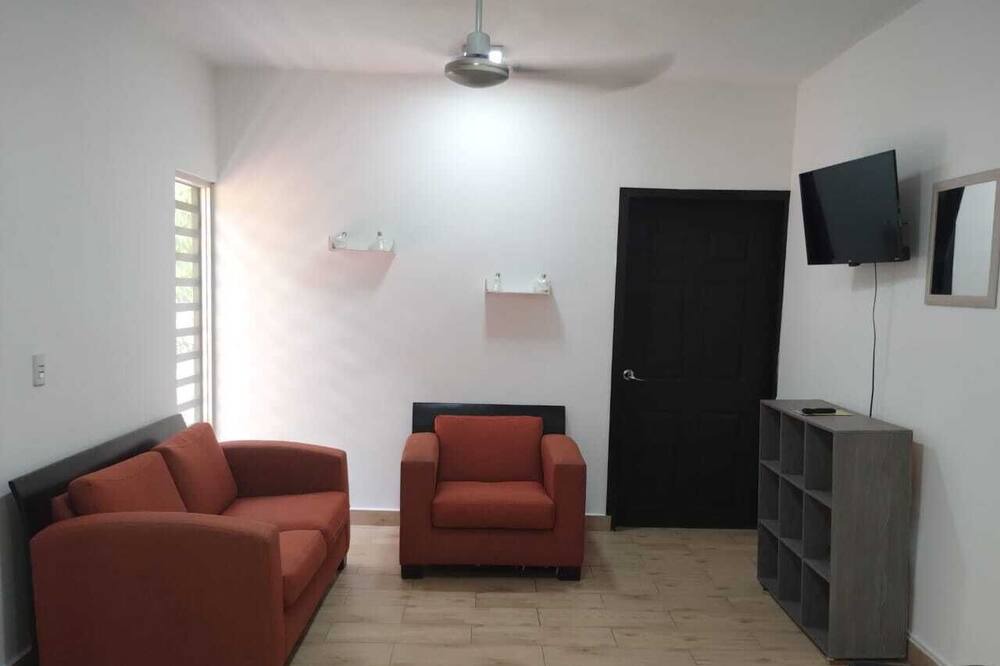Comalcalco Hotel | Garden Suites Comalcalco