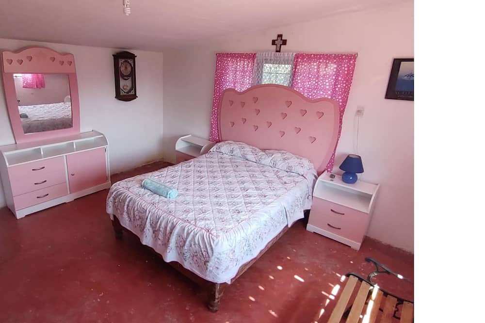 Tarimbaro House | Vrbo Property