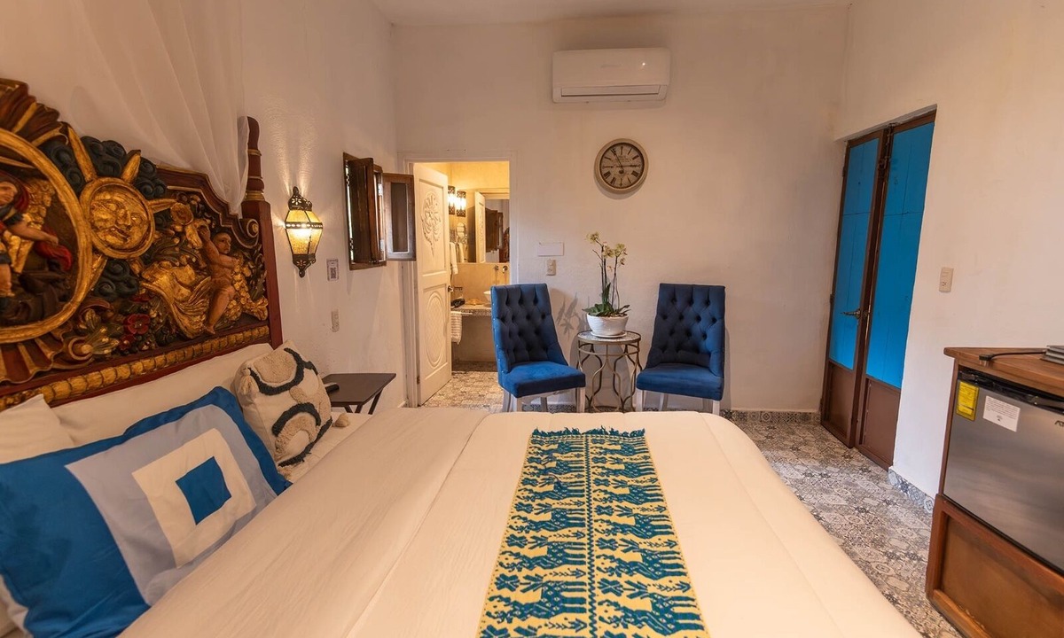 Bernal Hotel | Villa Peñasco