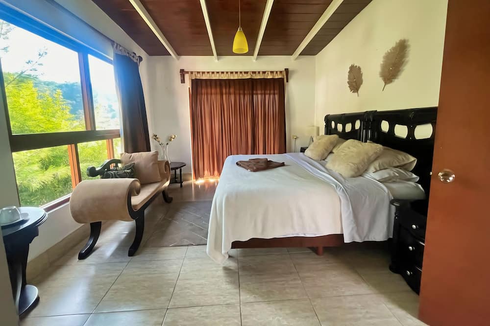 Alto Lucero Hotel | La Palapa & Posada Mía