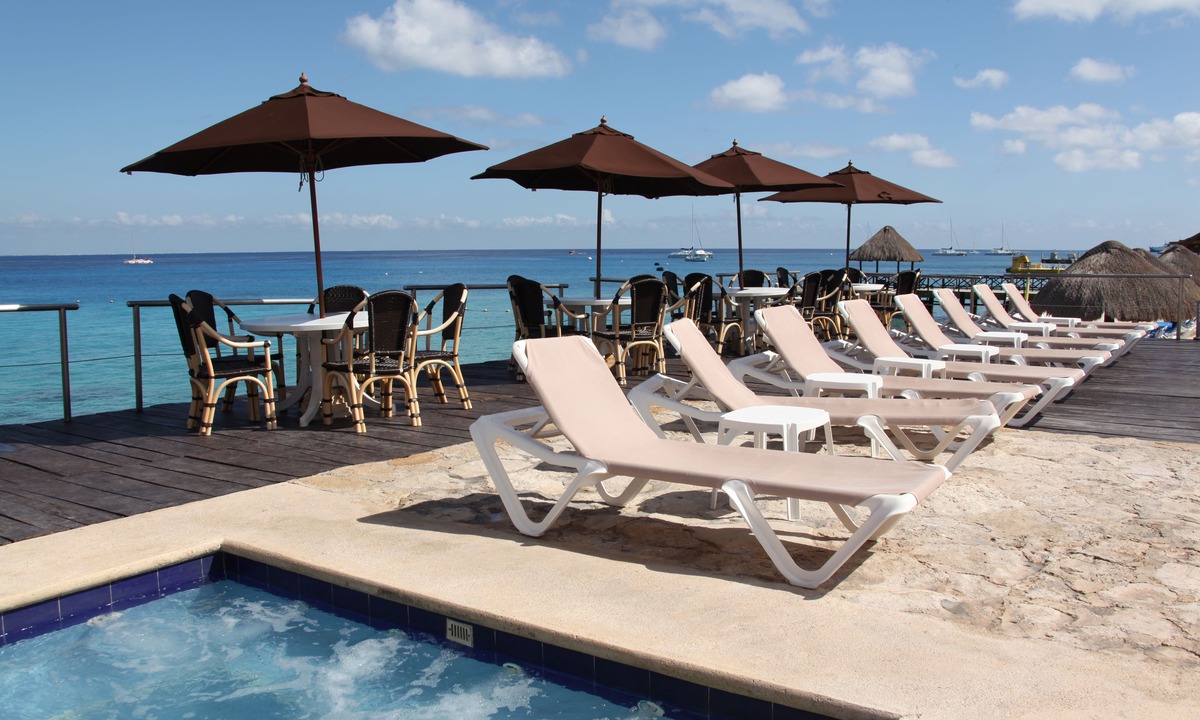 Cozumel Resort | El Cid La Ceiba Beach Hotel