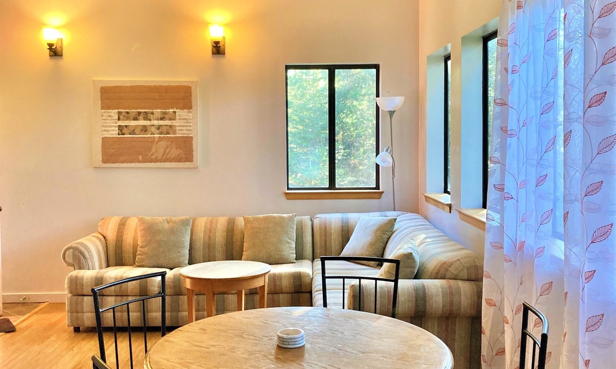 Mendocino Cottage | 2 Seperate Cottages on 50 + acre Mendocino Tranquility Meadows Nature Sanctuary