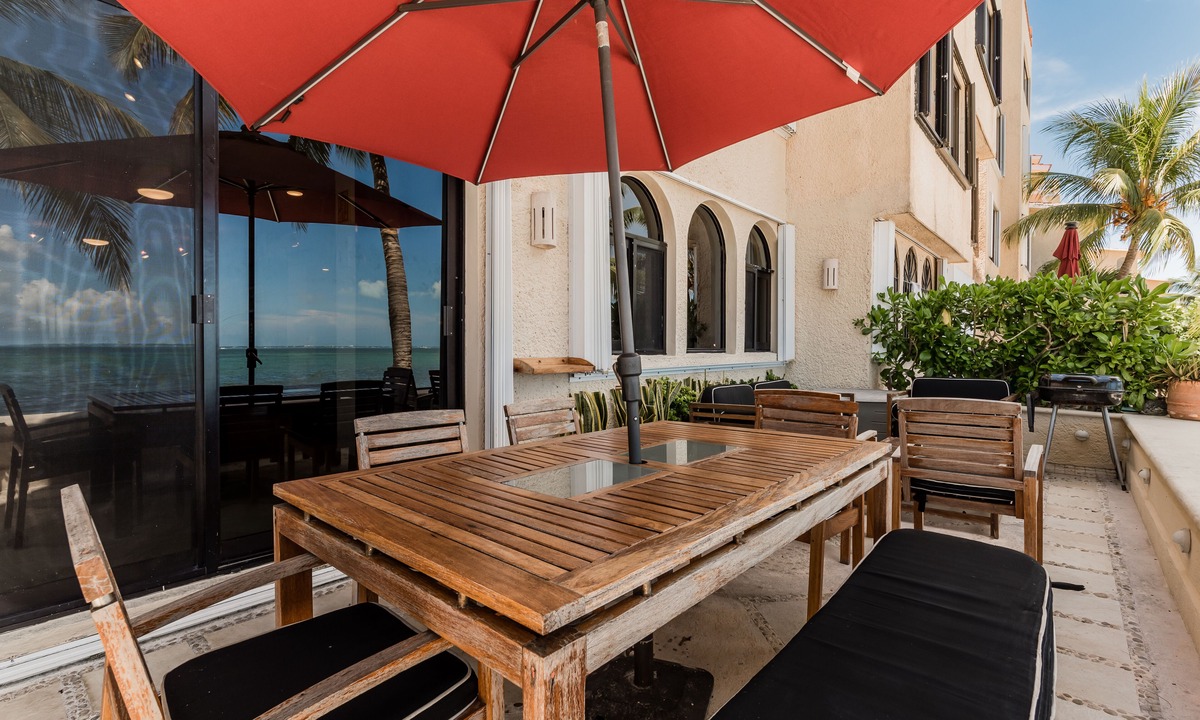 Puerto Juarez Apartment | Depa Bliss Cancún Beachfront · King Beds · Pool · Luxury Stay Best Host