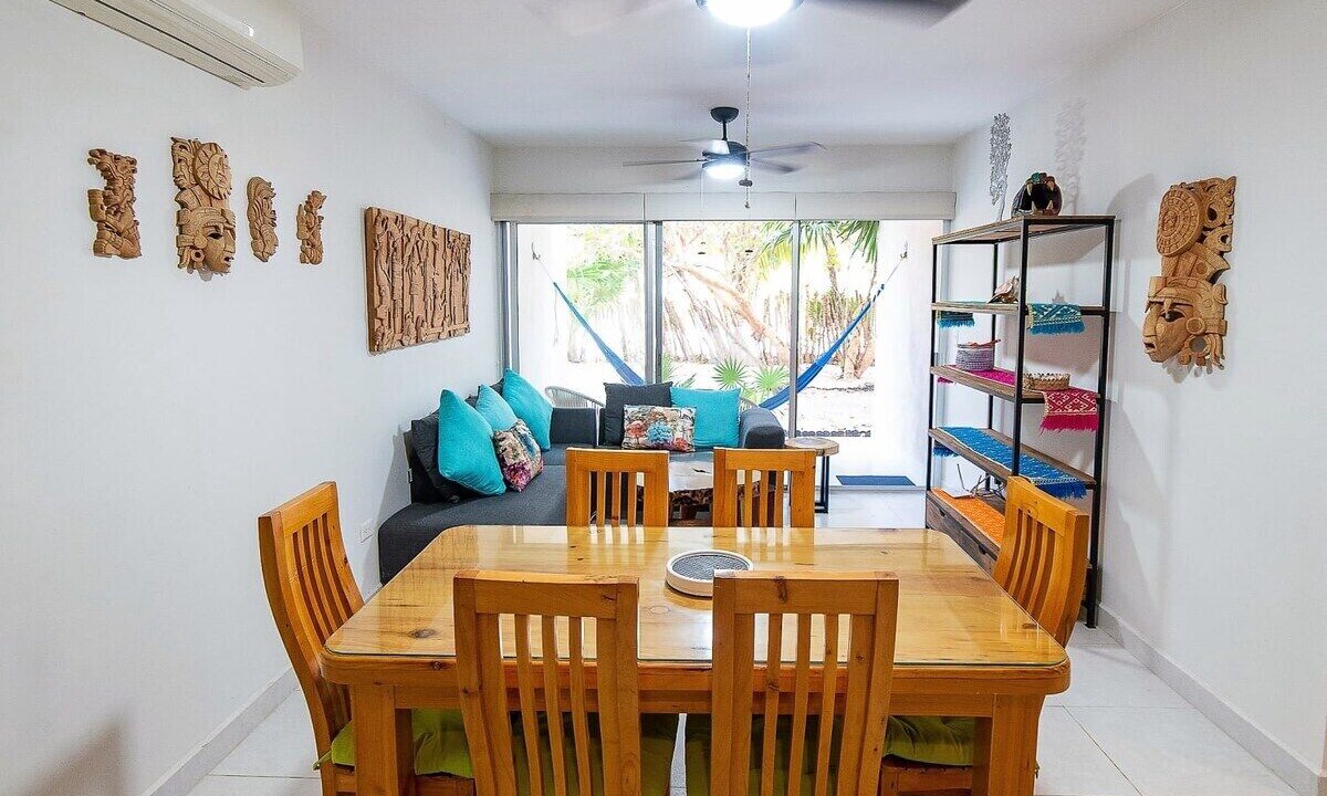 Merida Apartment | Very chic 3BR Condo, tons of amenities, 1 block fr