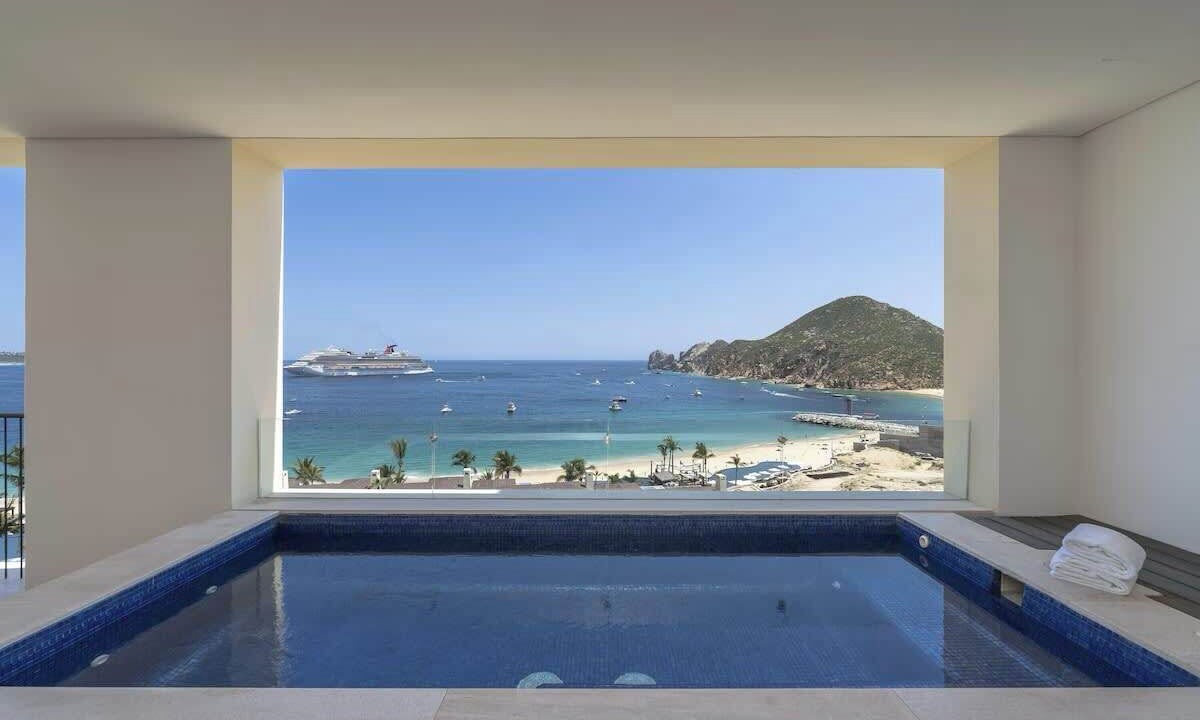 El Medano Ejidal Villa | Luxury Medano Beach Cabo Resort 3 bedroom steps to marina