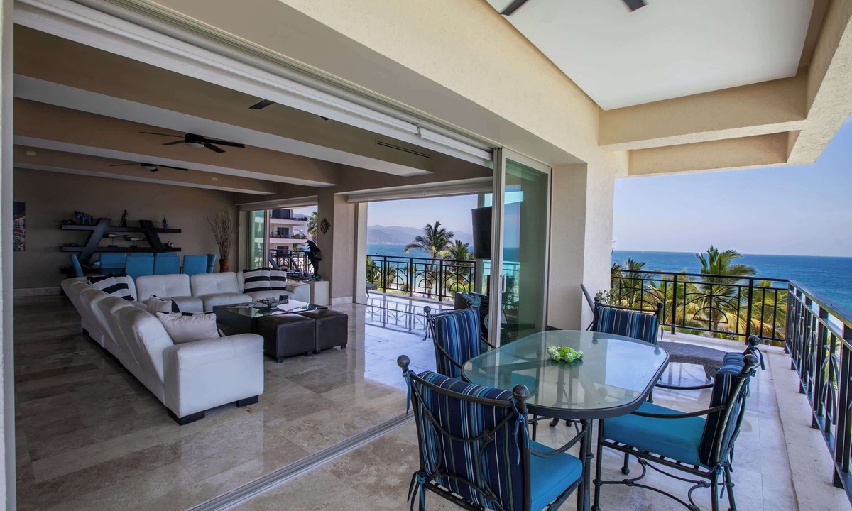 Emiliano Zapata Condo | Luxury Villa Redefined at Molino de Agua