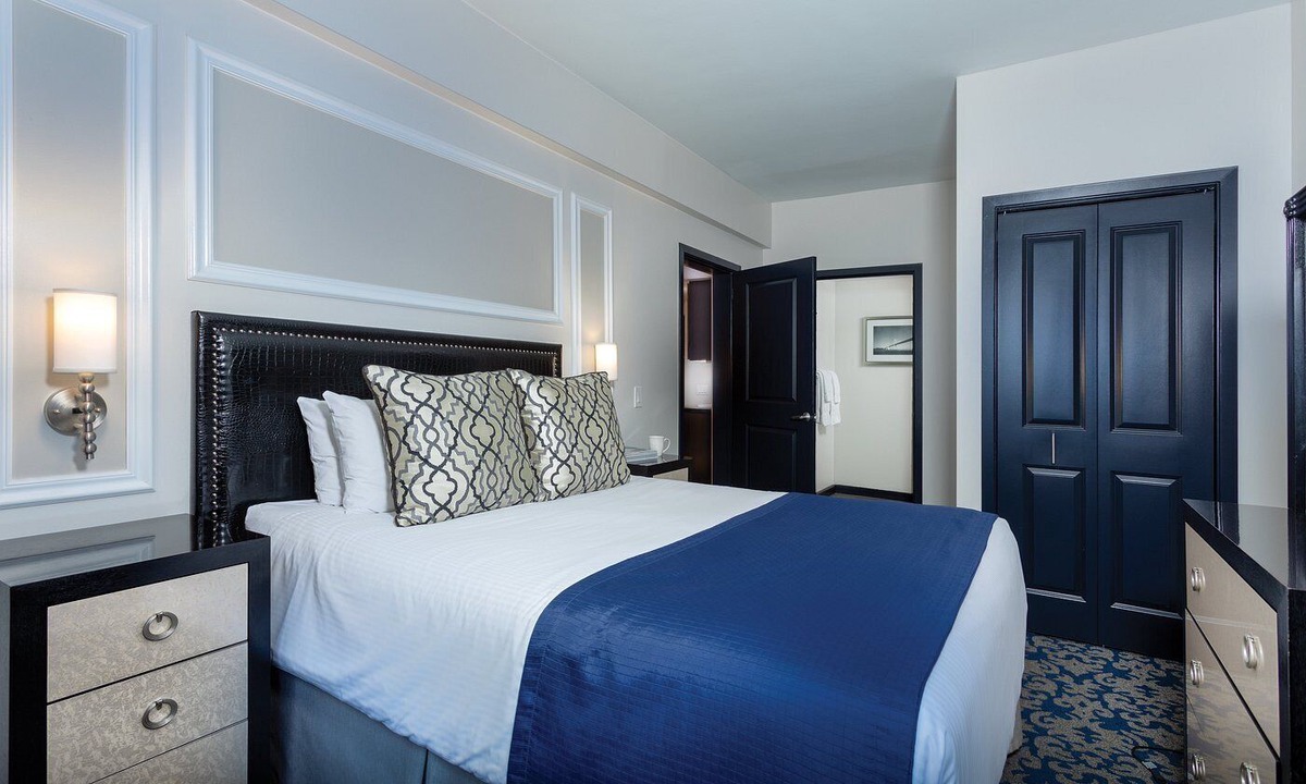 Lower Nob Hill Condo | Charming 1-bedroom condo in fabulous San Francisco at Wyndhams Canterbury