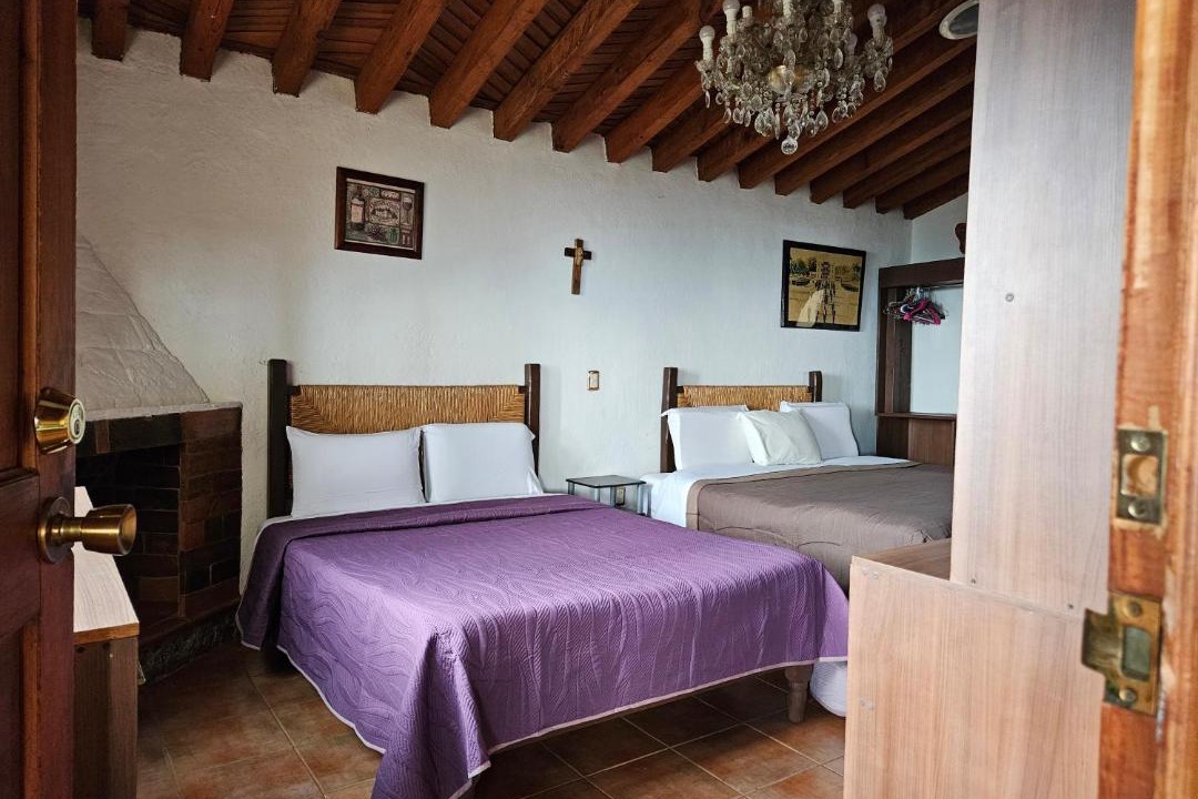 Patzcuaro Hotel | Eco Hotel Ixhi