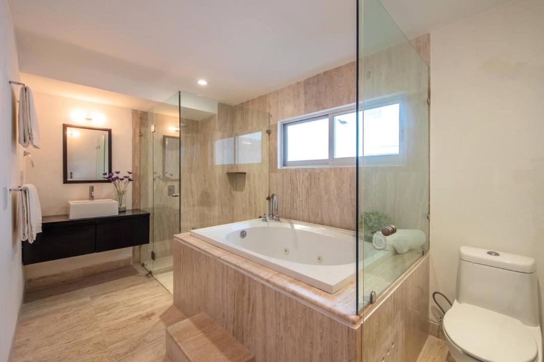 Romantic Zone Apartment | Panoramic Views, Private Pool, near Zona Romantica