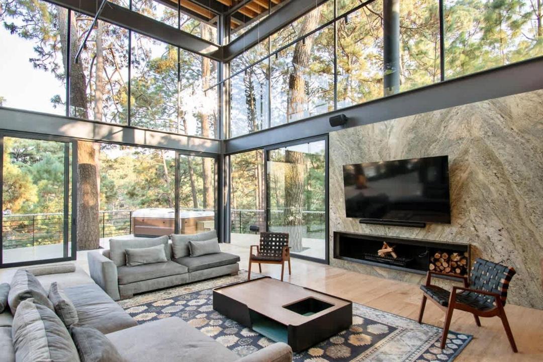 Valle de Bravo House | Architectural glass masterpiece villa in Avandaro Forest