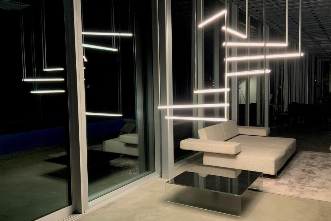 Monument Manor House | Invisible House Desert Icon w Indoor Pool