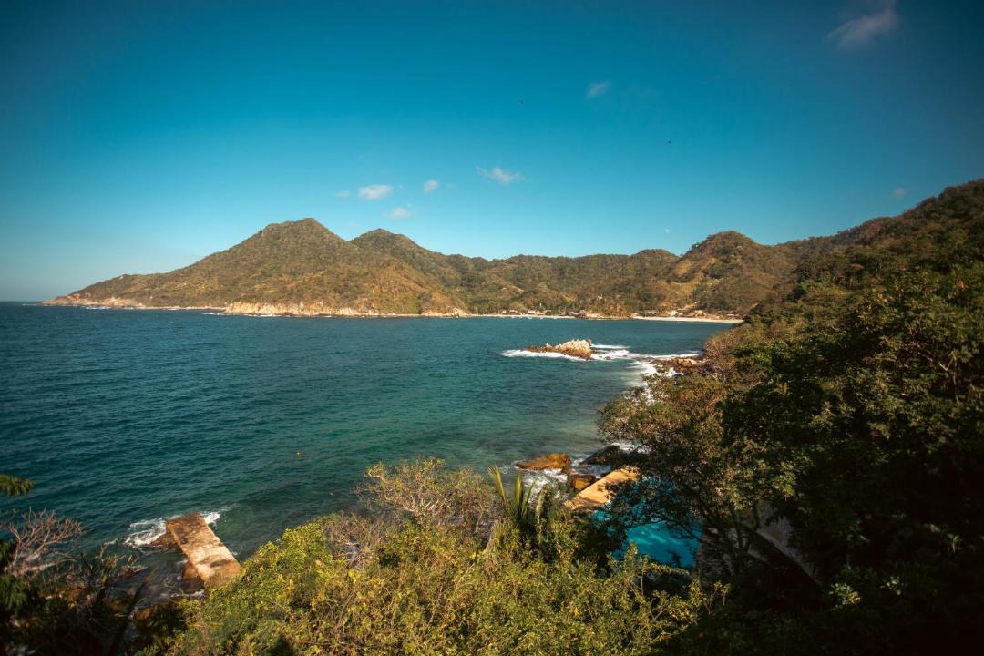 Mayto Hotel | Corrales Bay Resort
