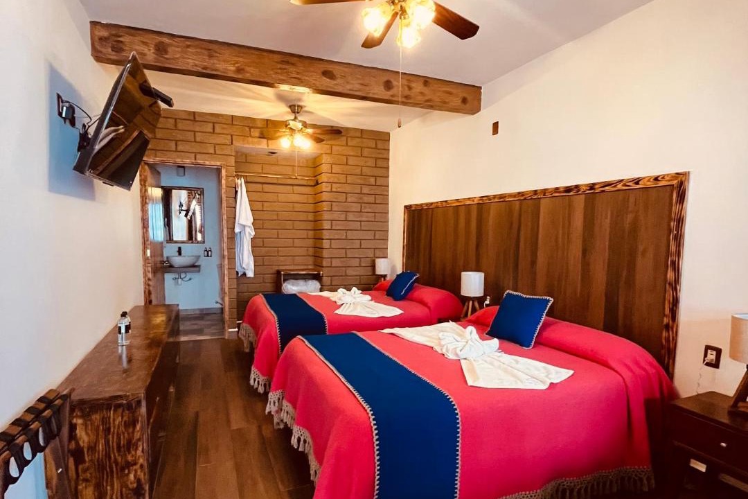 Villa del Carbon Hotel | Hotel El Aguila, Villa del Carbón