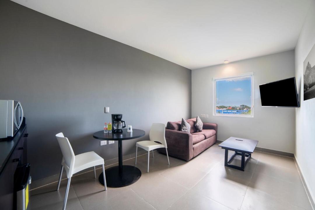 Ciudad del Carmen Hotel | City Express Junior by Marriott Ciudad del Carmen Aeropuerto