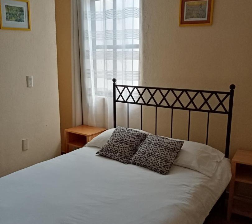 De Mexicanos Apartment | J&K Suite