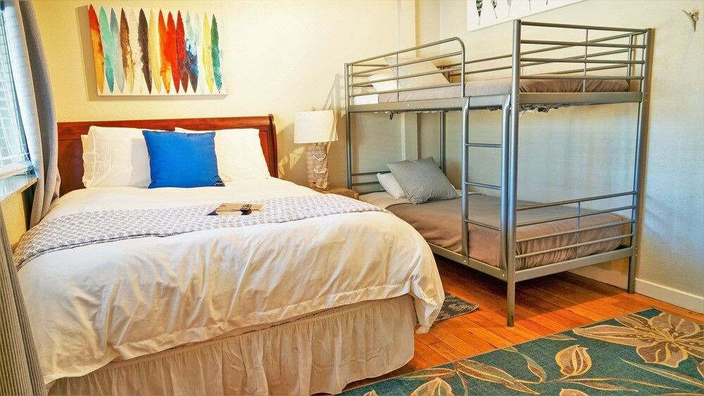 Photo of Bedroom in Tahoe Valley