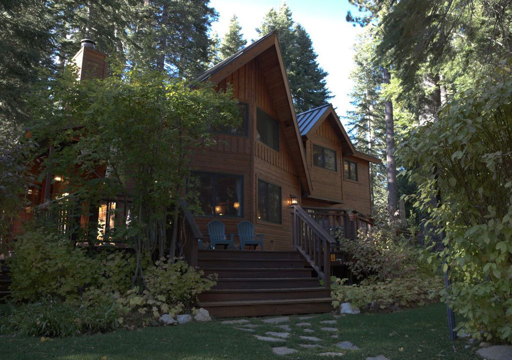 Photo of Buildings in Tahoe Pines