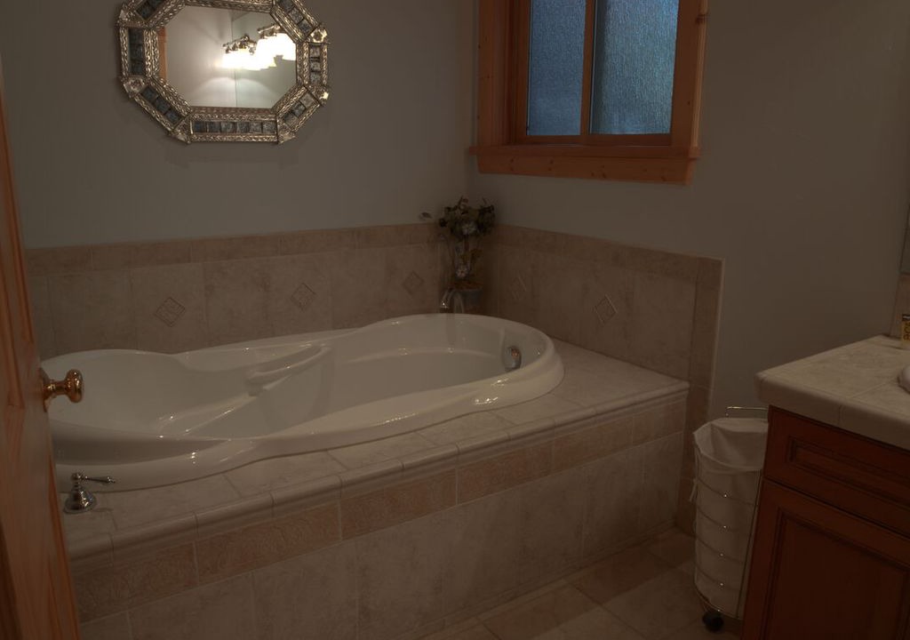 Photo of Bathroom in Tahoe Pines