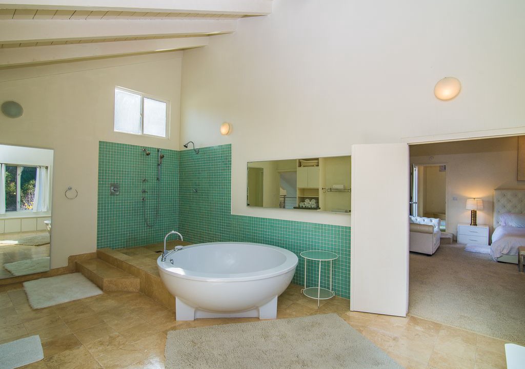 Photo of Bathroom in Sherman Oaks