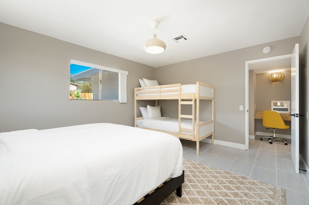 Photo of Bedroom in Desert Hot Springs