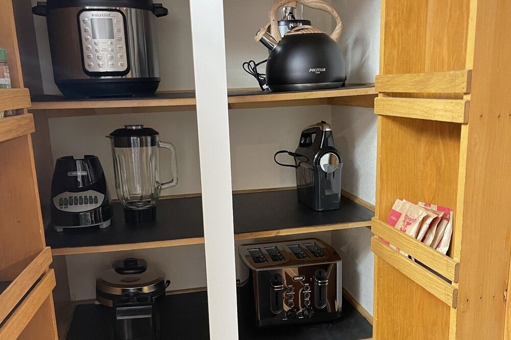 Photo of Kitchen in Cedar Glen