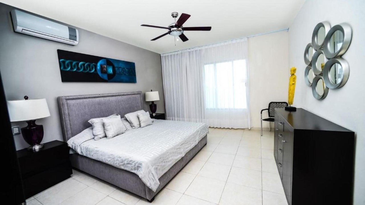 Photo of Bedroom in Downtown