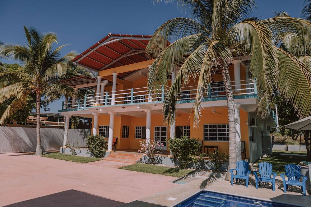 Photo of Outdoor in Santa Maria Tonameca