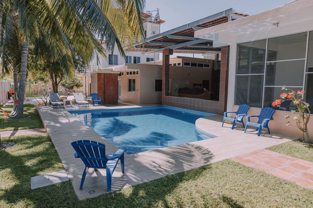 Photo of Outdoor in Santa Maria Tonameca