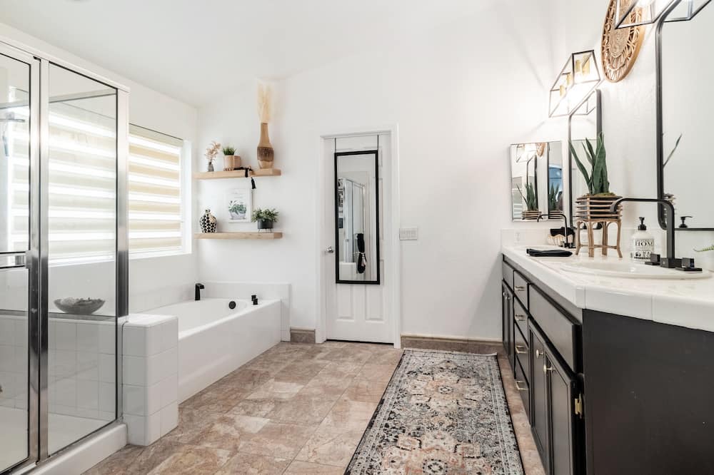 Photo of Bathroom in Wildomar
