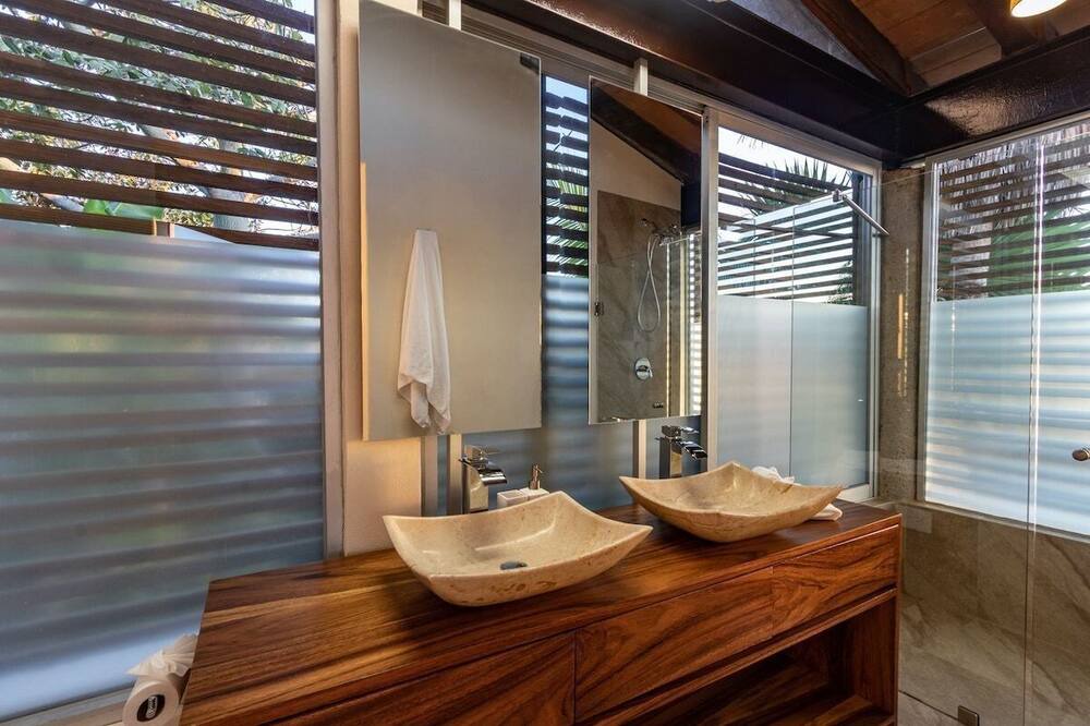 Photo of Bathroom in Santa Maria Huatulco