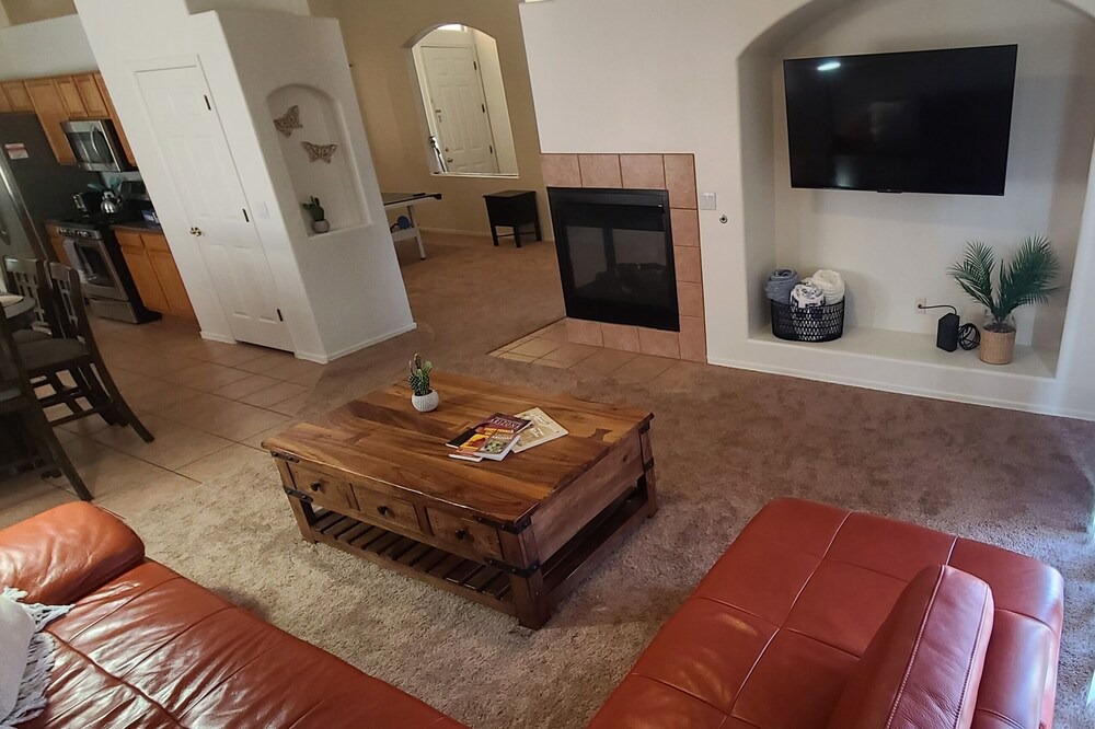 Photo of Livingroom in Drexel Heights