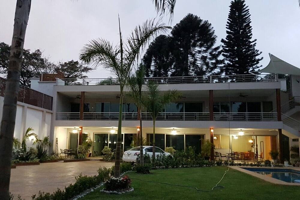 Photo of Outdoor in Amatitlan