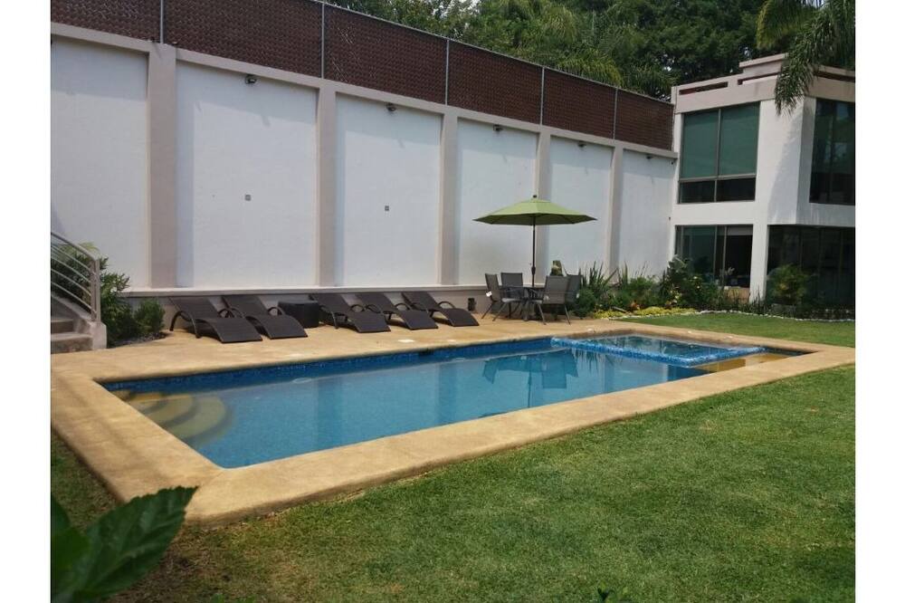Photo of Outdoor in Amatitlan