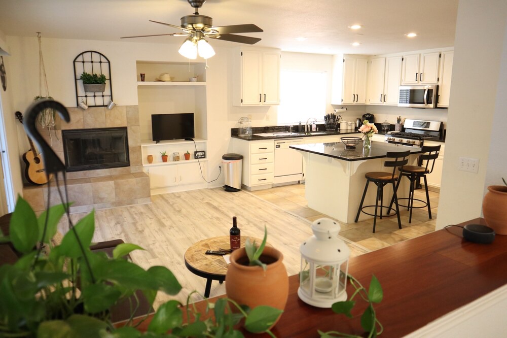 Photo of Kitchen in Lake Elsinore