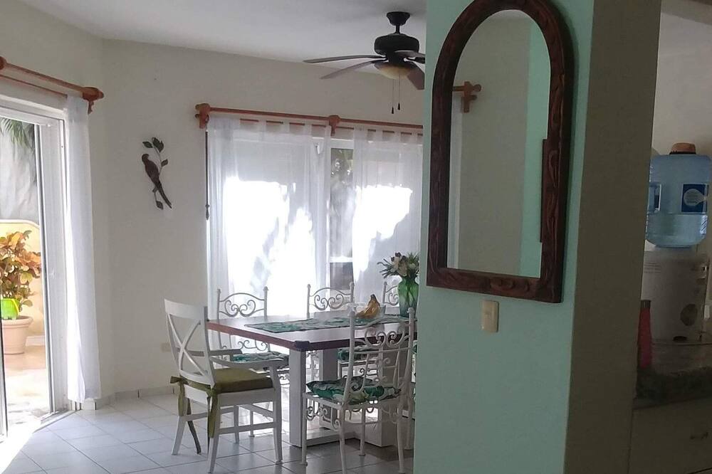 Photo of Livingroom in Playacar Fase I