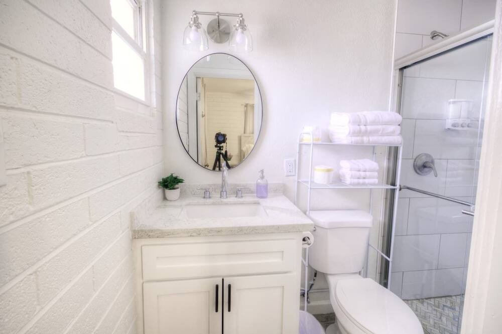 Photo of Bathroom in Yuma