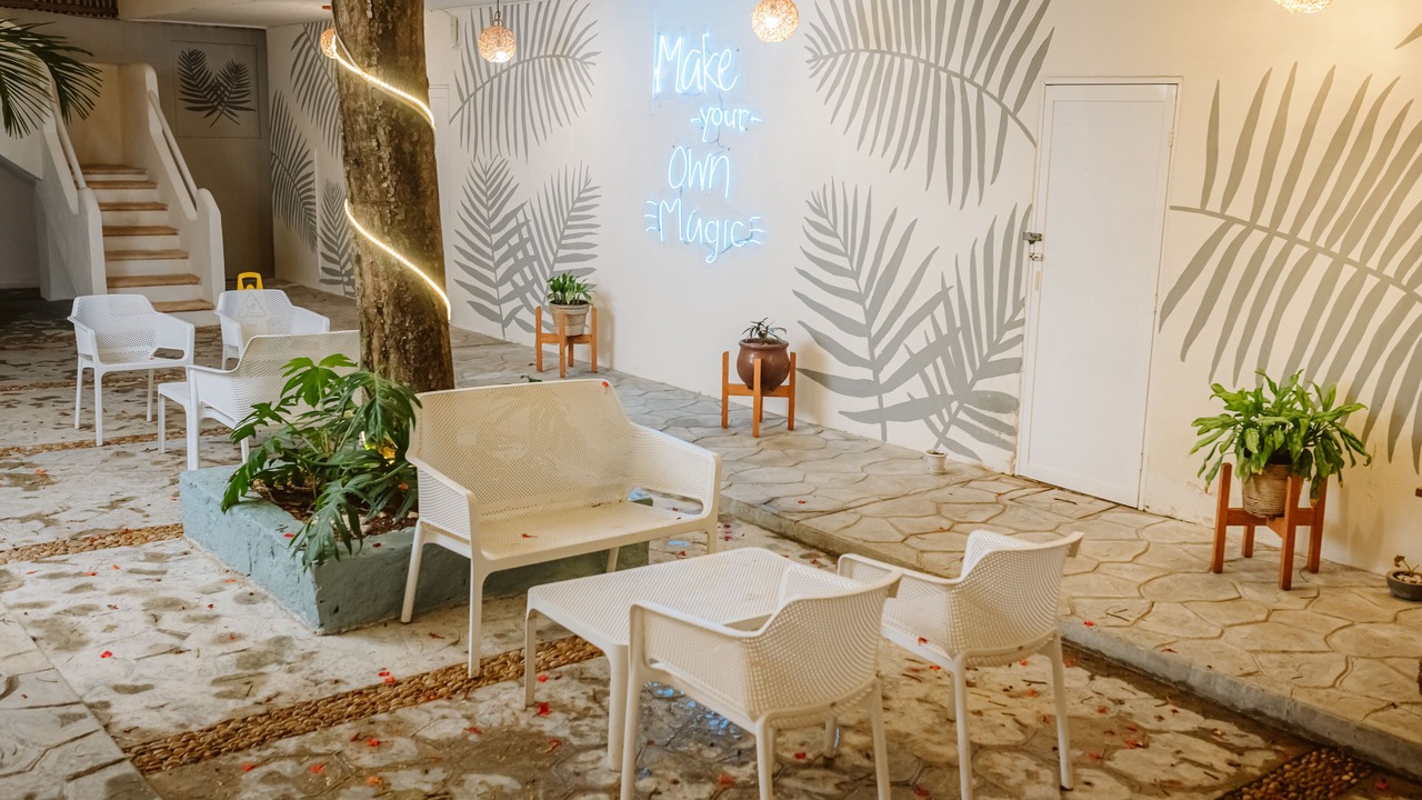 Photo of Livingroom in Downtown