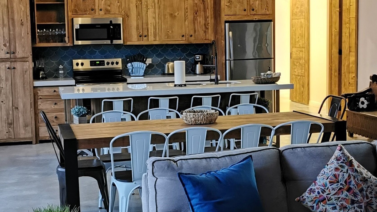 Photo of Livingroom in Laguna Shores
