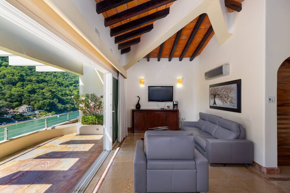 Photo of Livingroom in Boca de Tomatlan