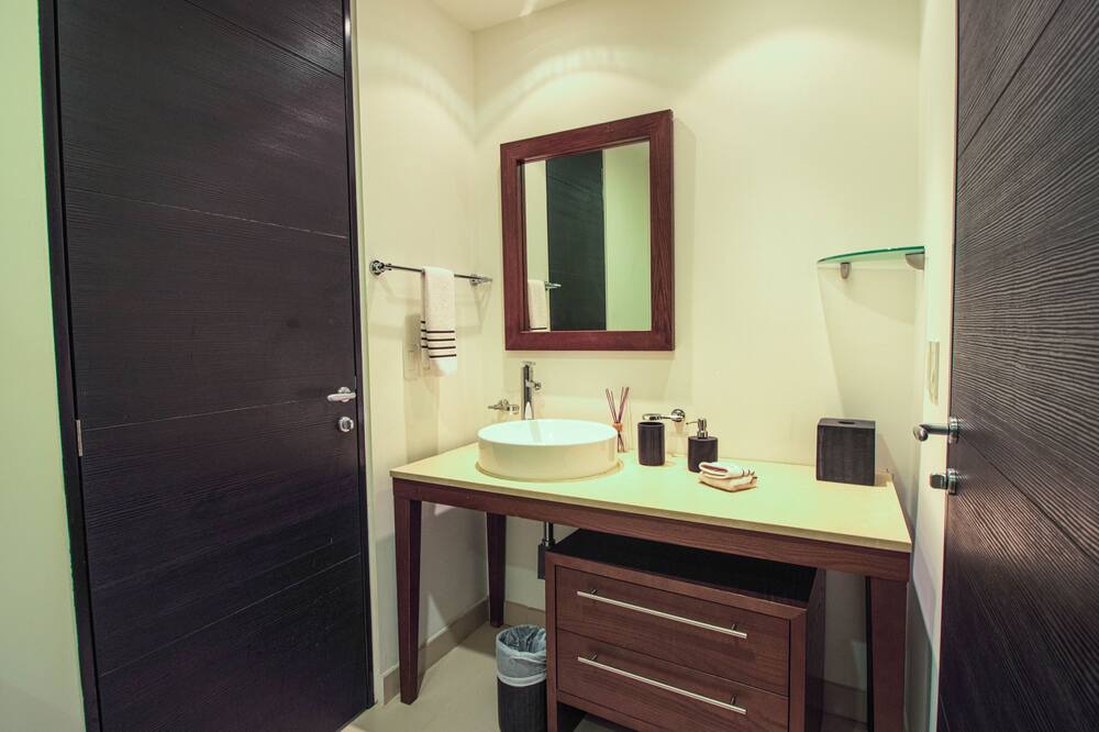 Photo of Bathroom in North Hotel Zone