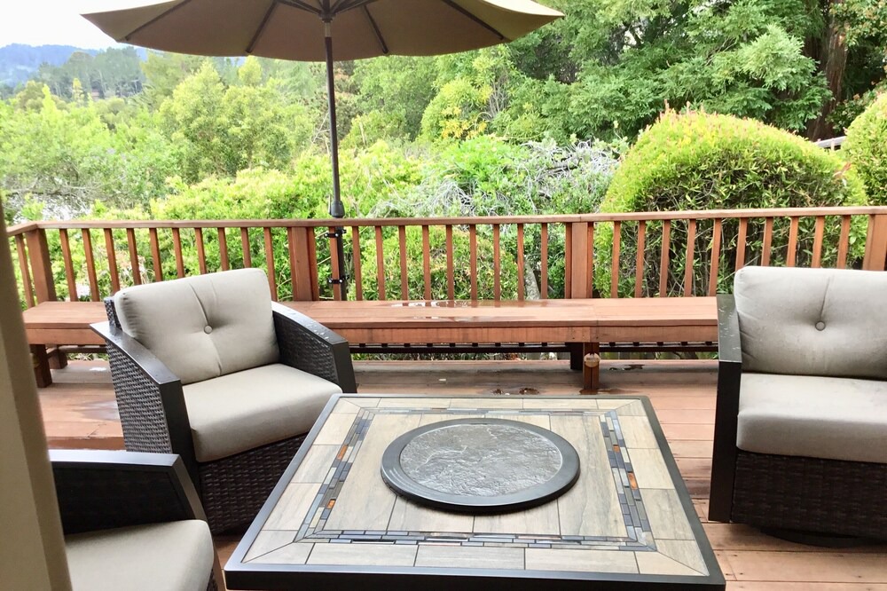 Photo of Outdoor in Lakeview