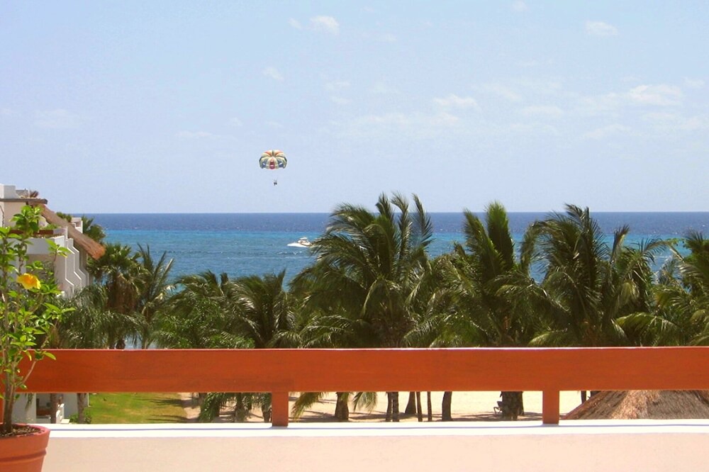 Photo of Others in Costa Maya