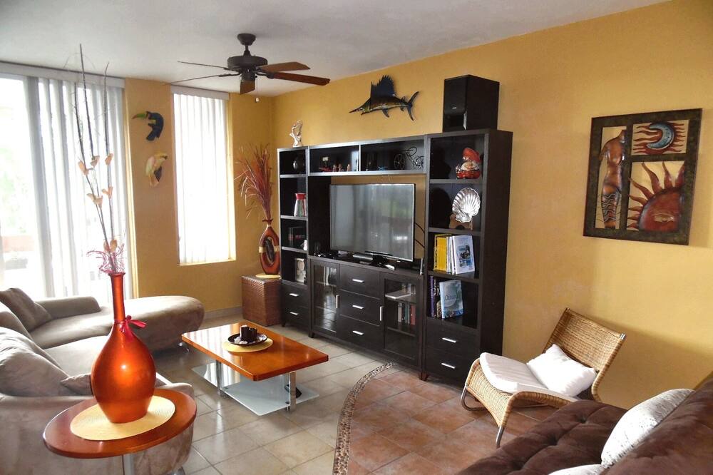 Photo of Livingroom in Costa Maya